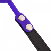 Силиконовый кляп-шар фиолетового цвета на ремне с замочком