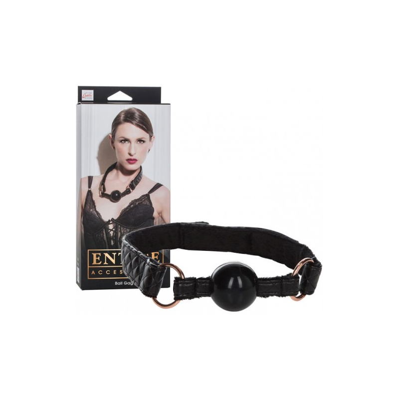 Силиконовый кляп на стеганом ремне с меховой подкладкой Entice Ball Gag