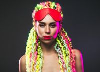 Маска Party Hard Shy Red