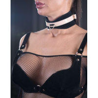 Черный ошейник Sex Game из натуральной замши с бежевой лакированной вставкой