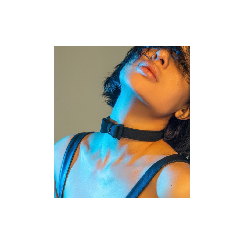 Черный ошейник с бабочкой Party Hard Decadence