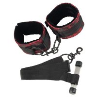 Дизайнерские оковы для фиксации к двери Scandal