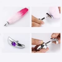 Металлическая анальная втулка со съемным черным хвостиком и пробкой с прозрачным кристаллом