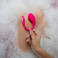 Lovense Lush 4.0 инновационный смарт-вибростимулятор с LED-подсветкой