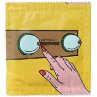 Латексный презерватив Ёska 1 шт