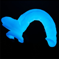 Светящийся в темноте фаллос на присоске Lumino Play Dildo 27 см