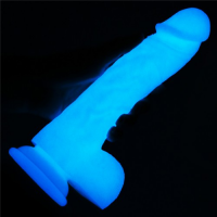 Светящийся в темноте фаллос на присоске Lumino Play Dildo 21 см